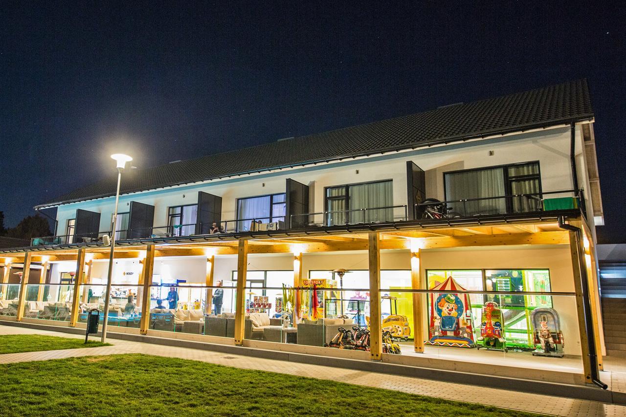 Holiday Park & Resort Ниешорце Екстериор снимка